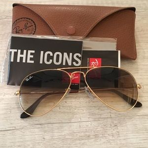 Ray Ban Aviator Classic- gold with brown lenses